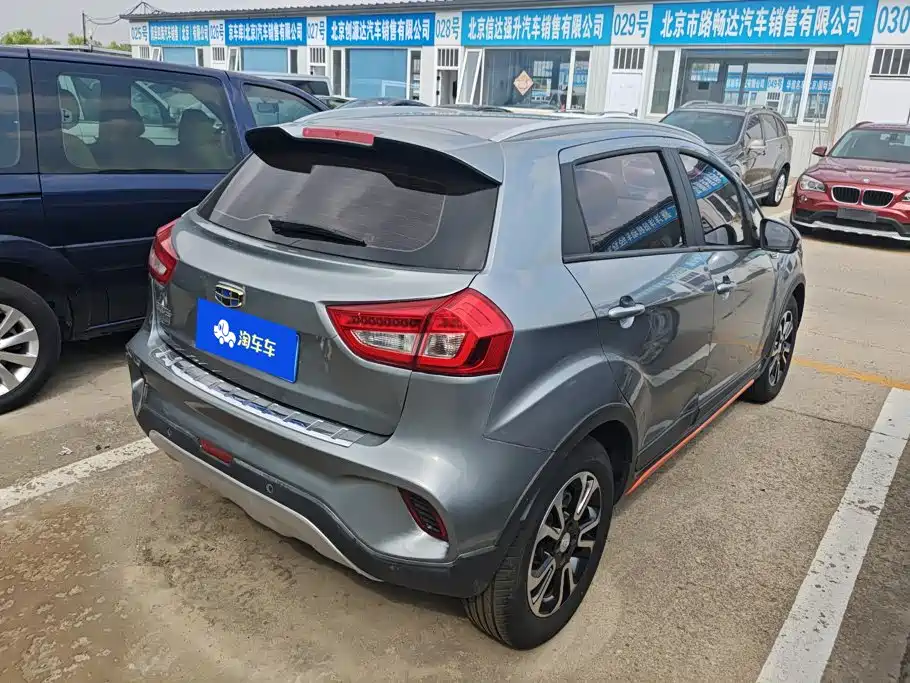 Geely Vision X3 — фото 3