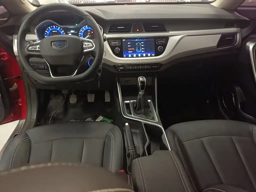 Geely Vision X3 — фото 10