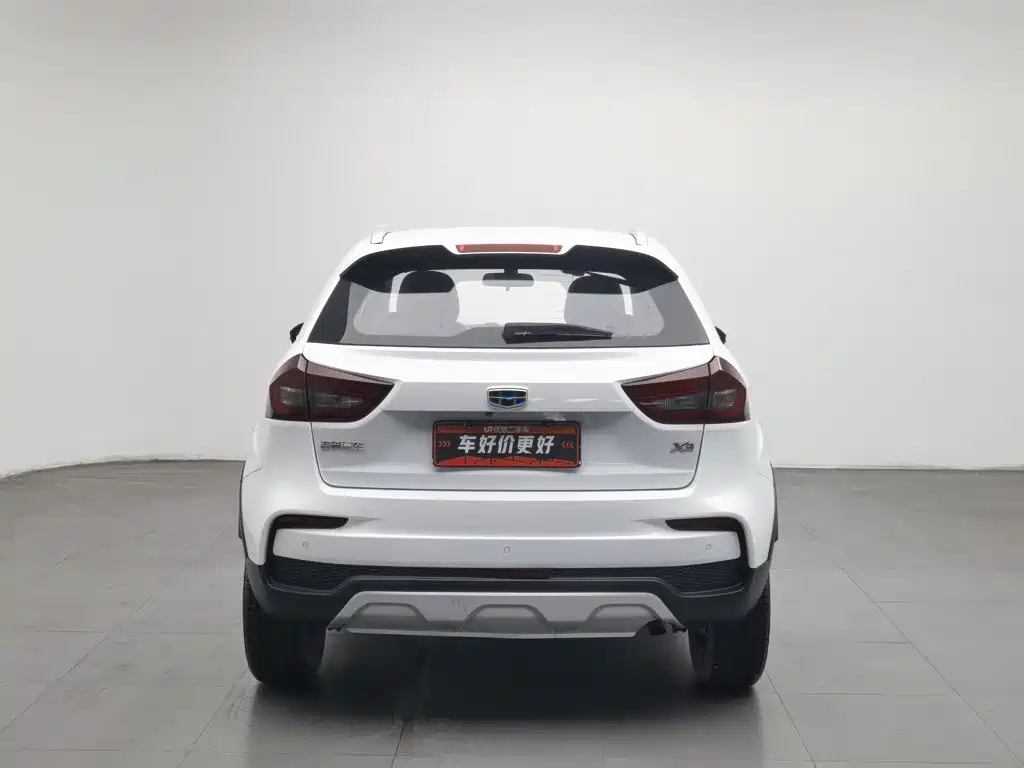 Geely Vision X3 — фото 4