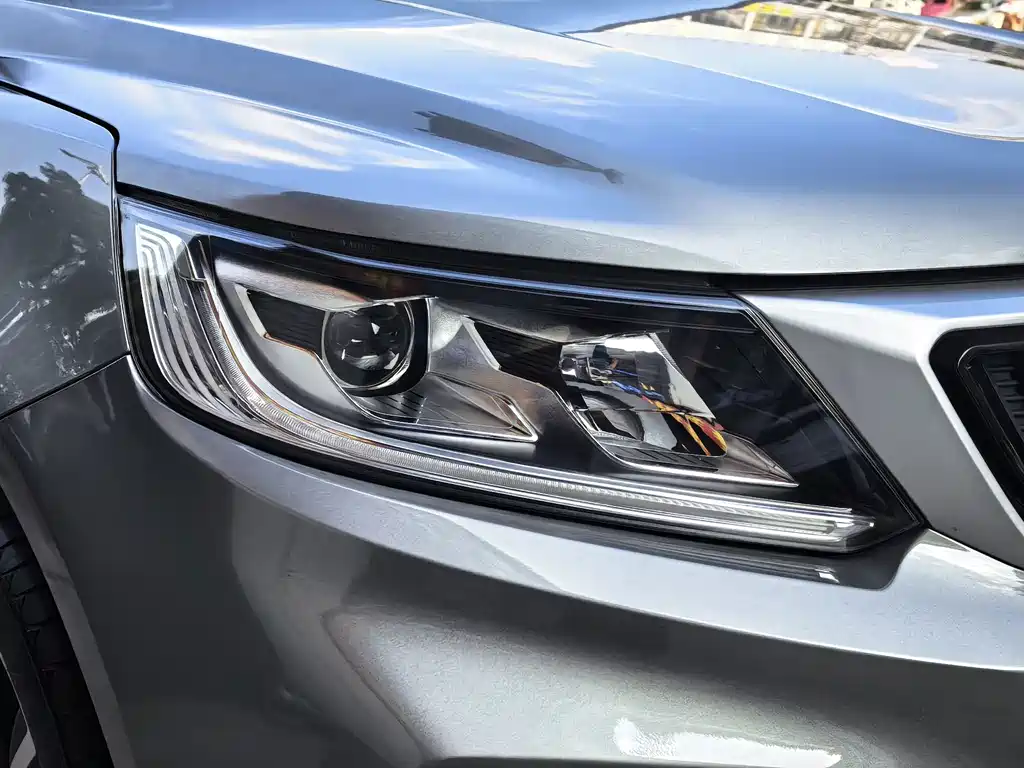 Geely Vision X6 — фото 4