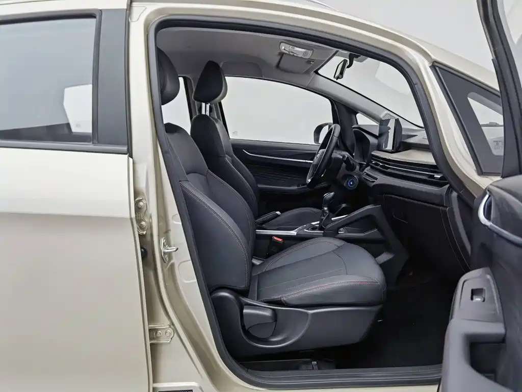 Geely Vision X3 — фото 23