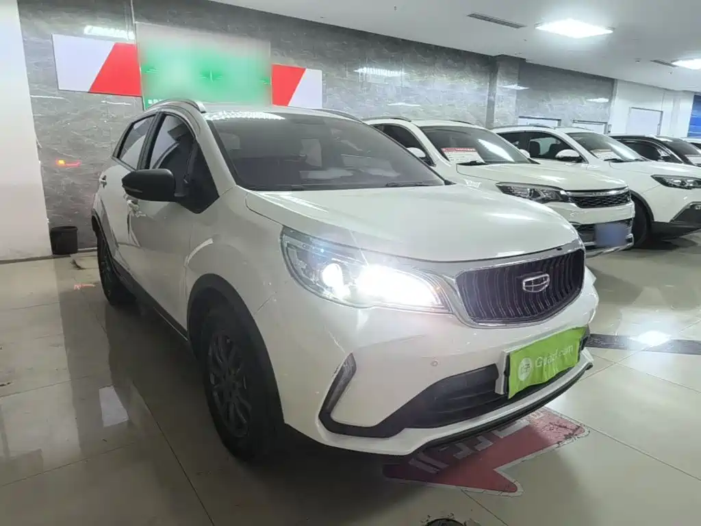 Geely Vision X3 — фото 4