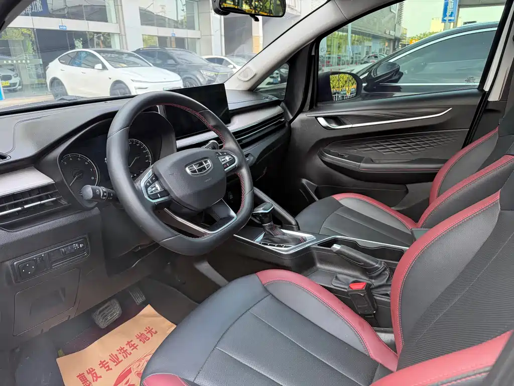 Geely Vision X3 — фото 7