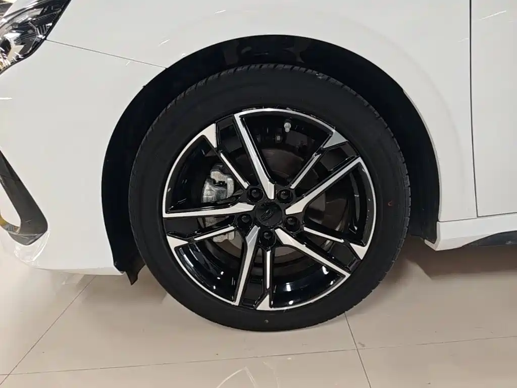 Geely Binrui — фото 23