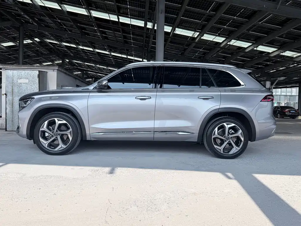 Geely Xingyue L — фото 4