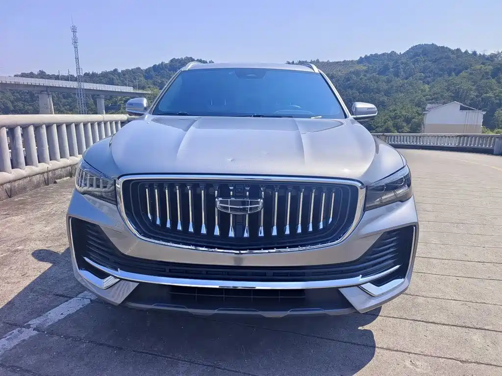 Geely Xingyue L — фото 3