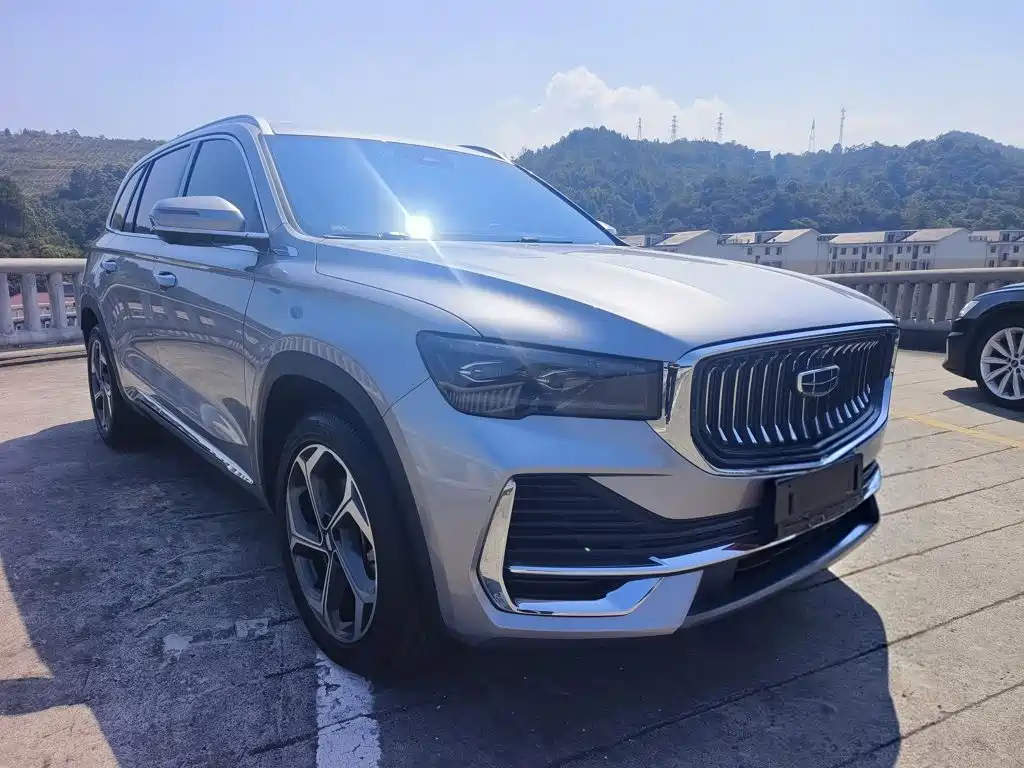 Geely Xingyue L — фото 4