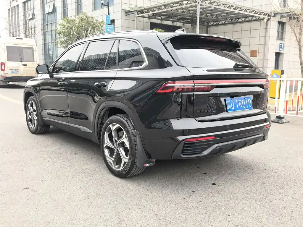 Geely Xingyue L — фото 4