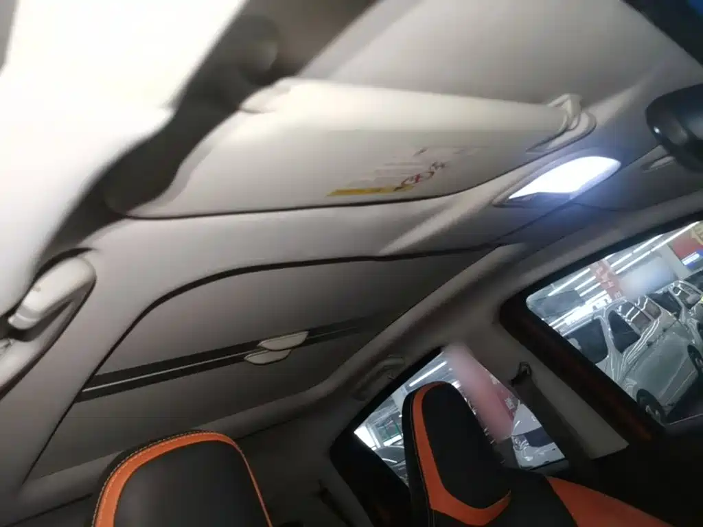 Geely Vision X1 — фото 18