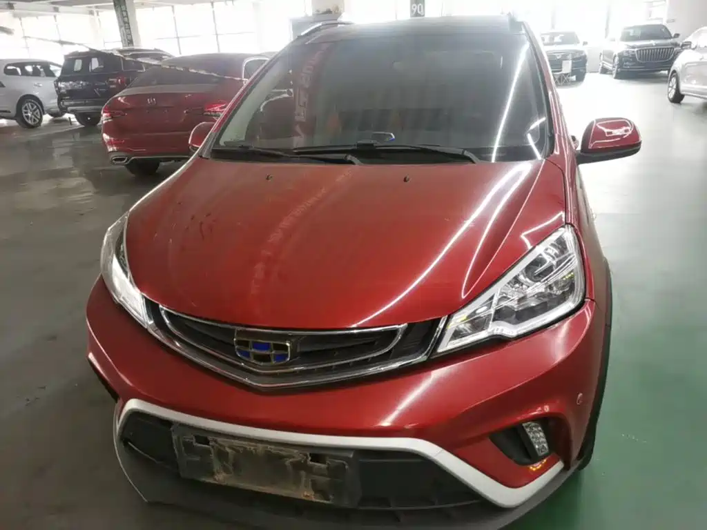 Geely Vision X1 — фото 3