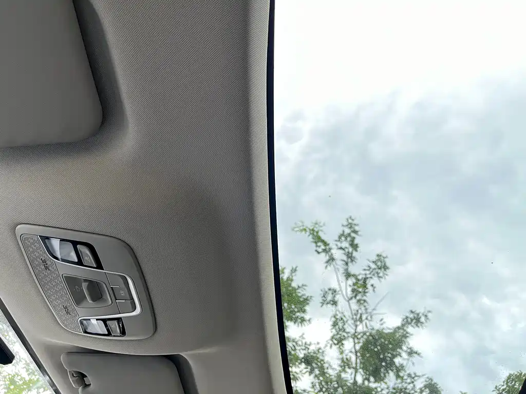 Geely Binyue — фото 13