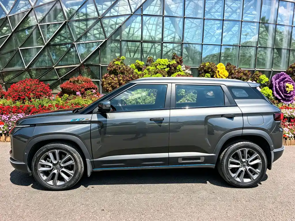 Geely Icon — фото 3