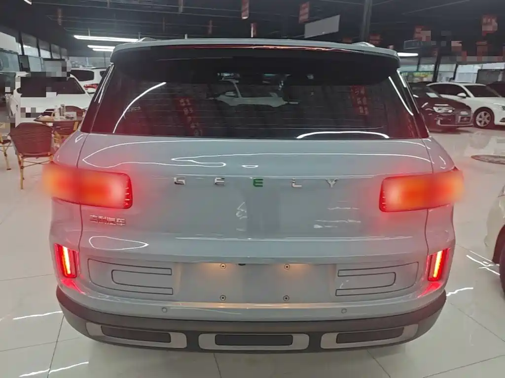 Geely Icon — фото 6