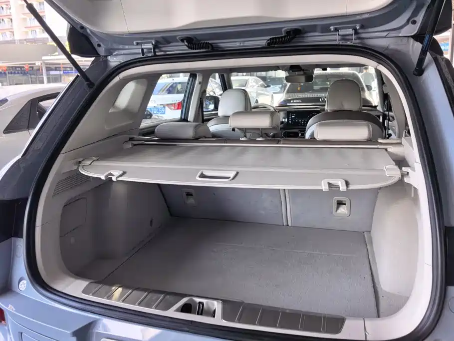 Geely Icon — фото 4