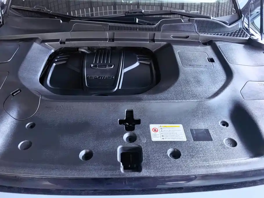 Geely Icon — фото 10
