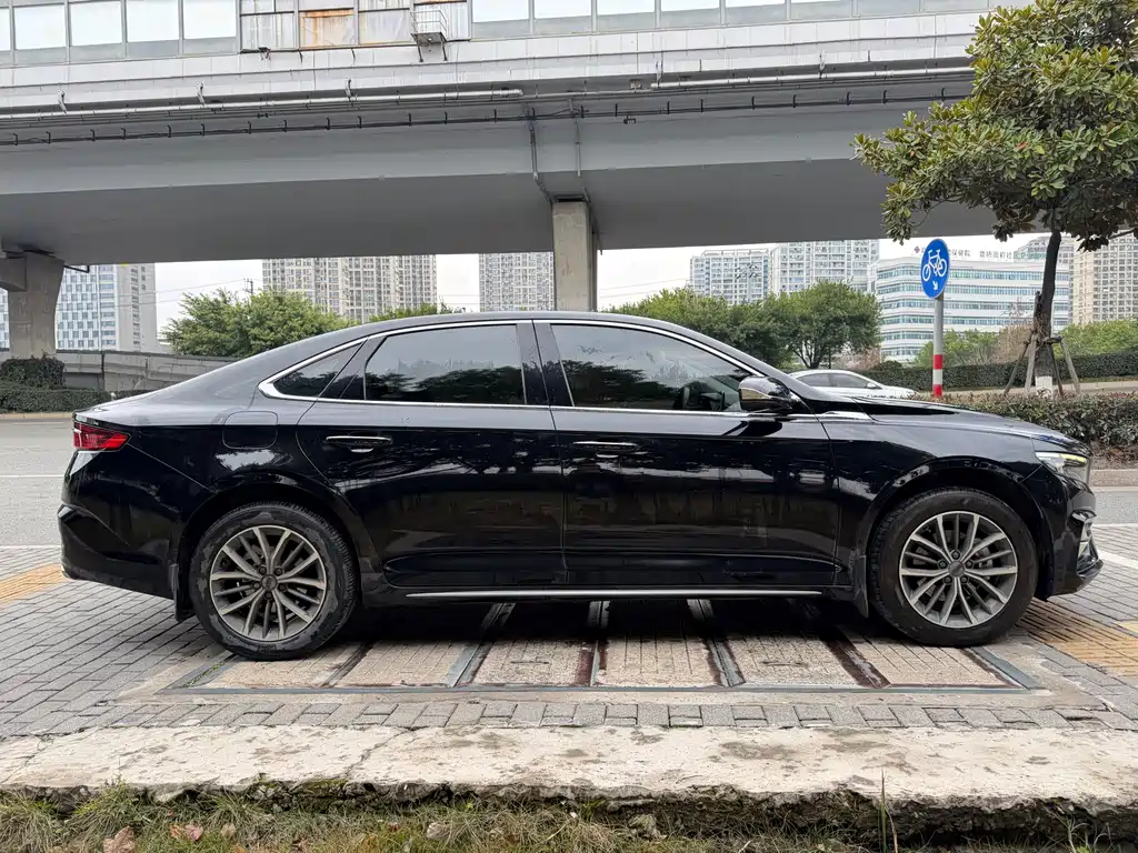 Geely Xingrui — фото 7