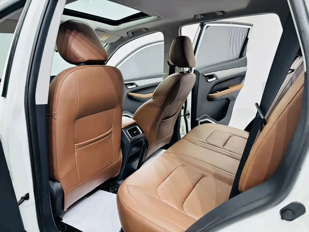 Geely Vision X6 — фото 10