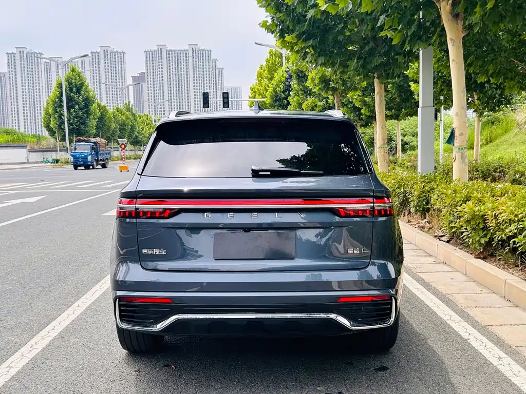 Geely Xingyue L — фото 7