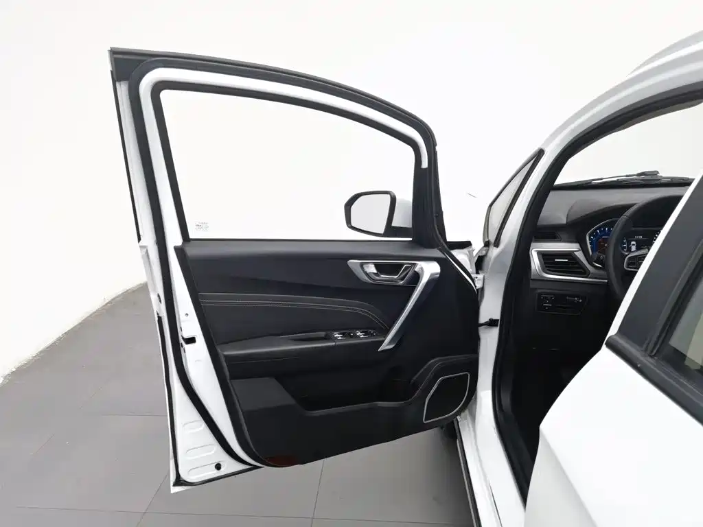 Geely Vision X3 — фото 8