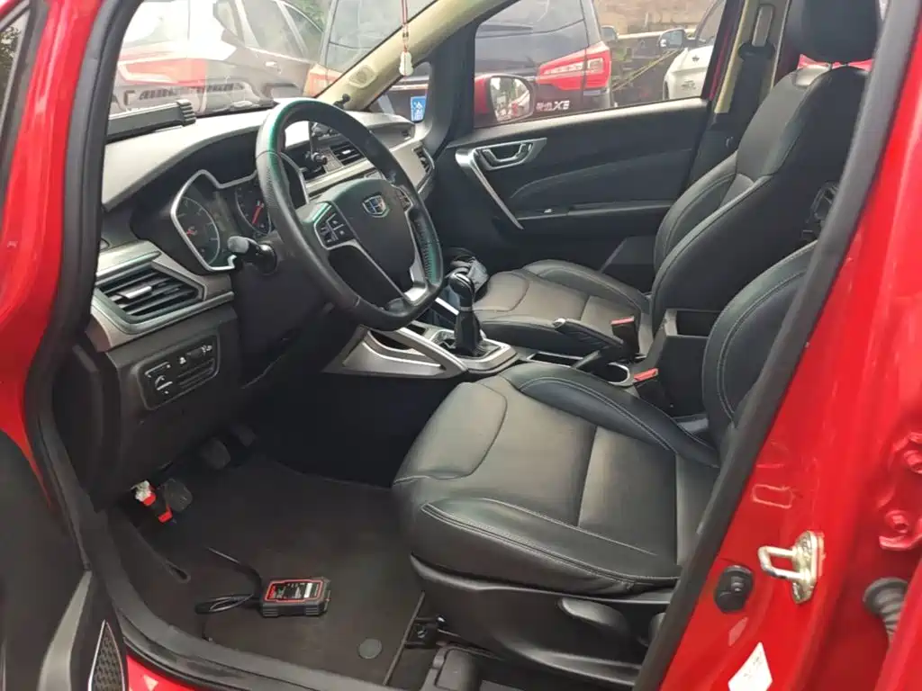 Geely Vision X3 — фото 15