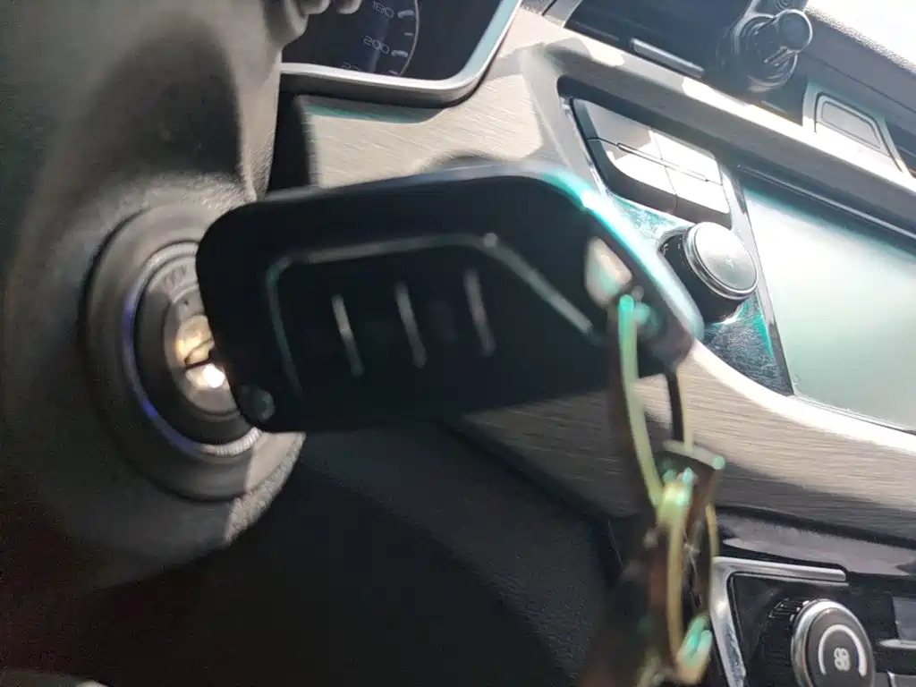 Geely Vision X3 — фото 9