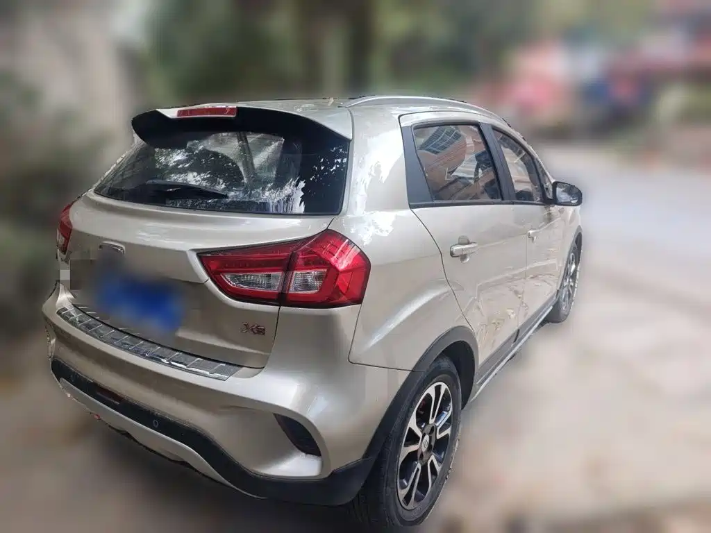 Geely Vision X3 — фото 6