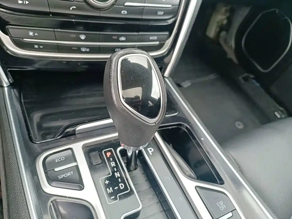 Geely Borui — фото 10