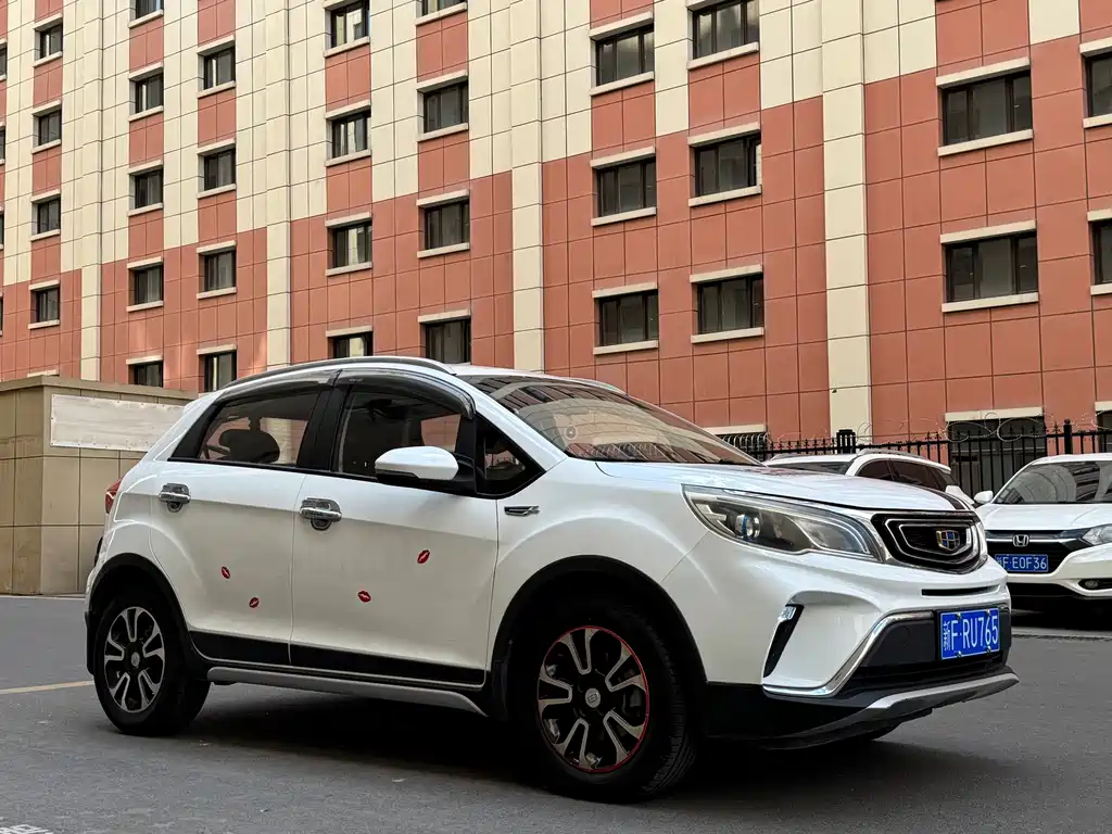 Geely Vision X3 — фото 3