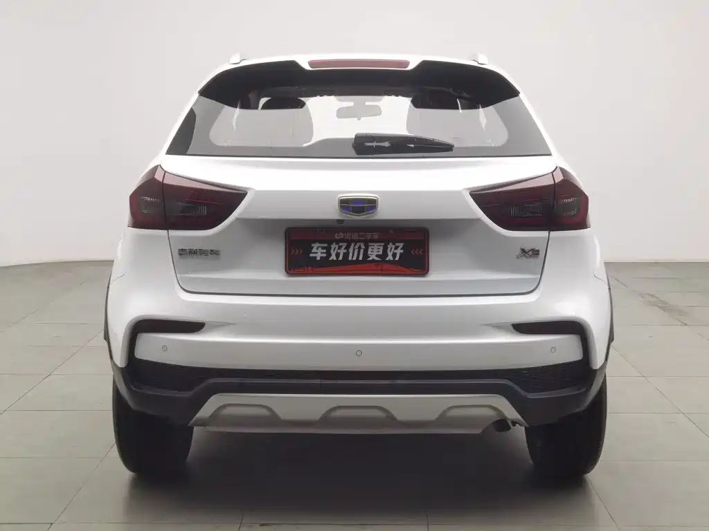 Geely Vision X3 — фото 4