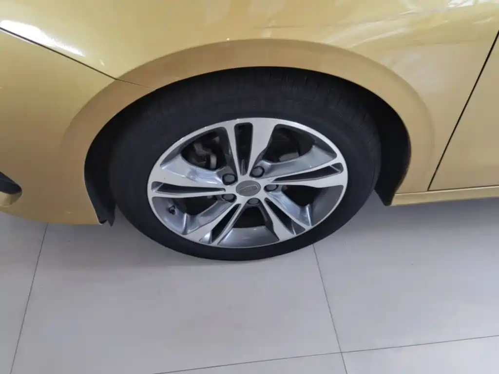 Geely Binrui — фото 23