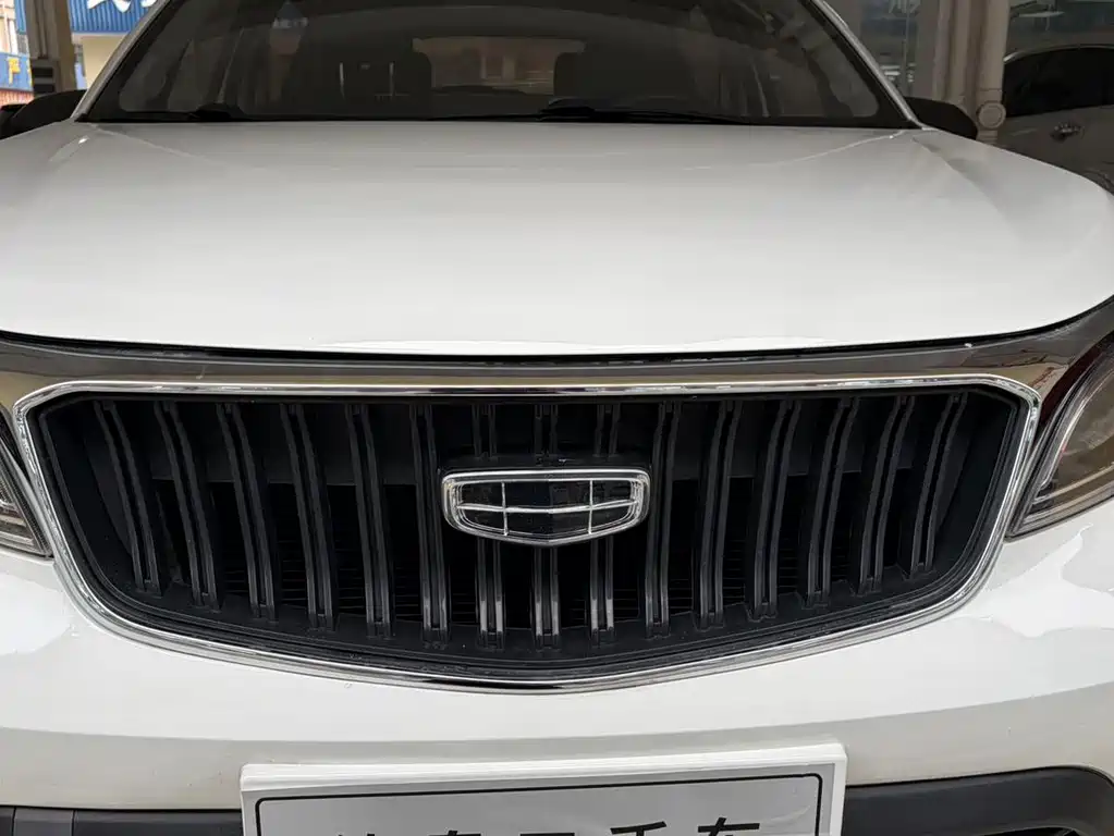 Geely Vision X3 — фото 3