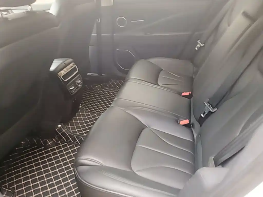 Geely Borui — фото 17