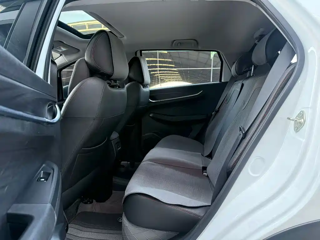 Geely Vision X3 — фото 8