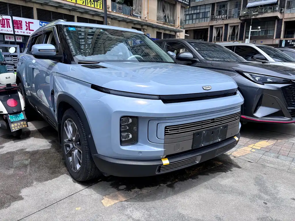 Geely Icon — фото 3