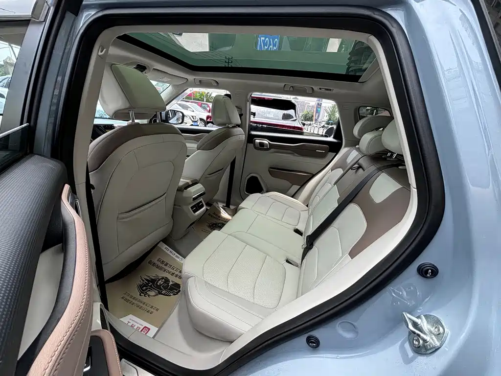Geely Icon — фото 7