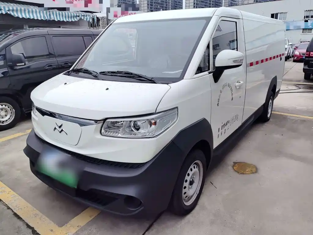 Geely Aoteng
