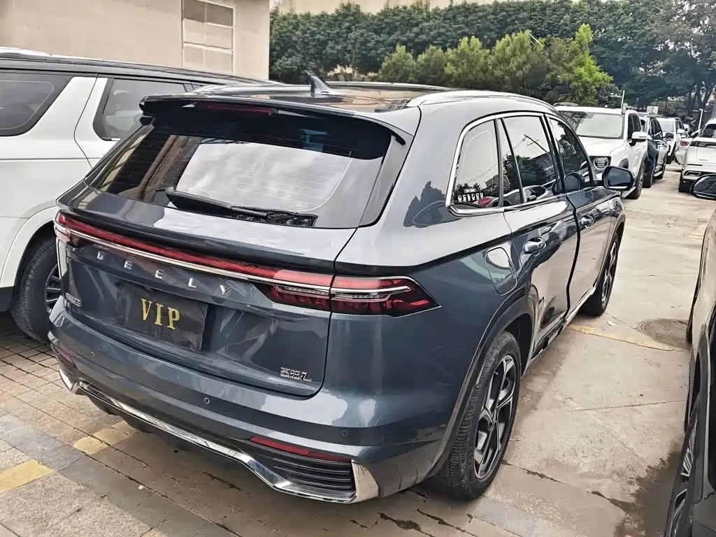 Geely Xingyue L — фото 14