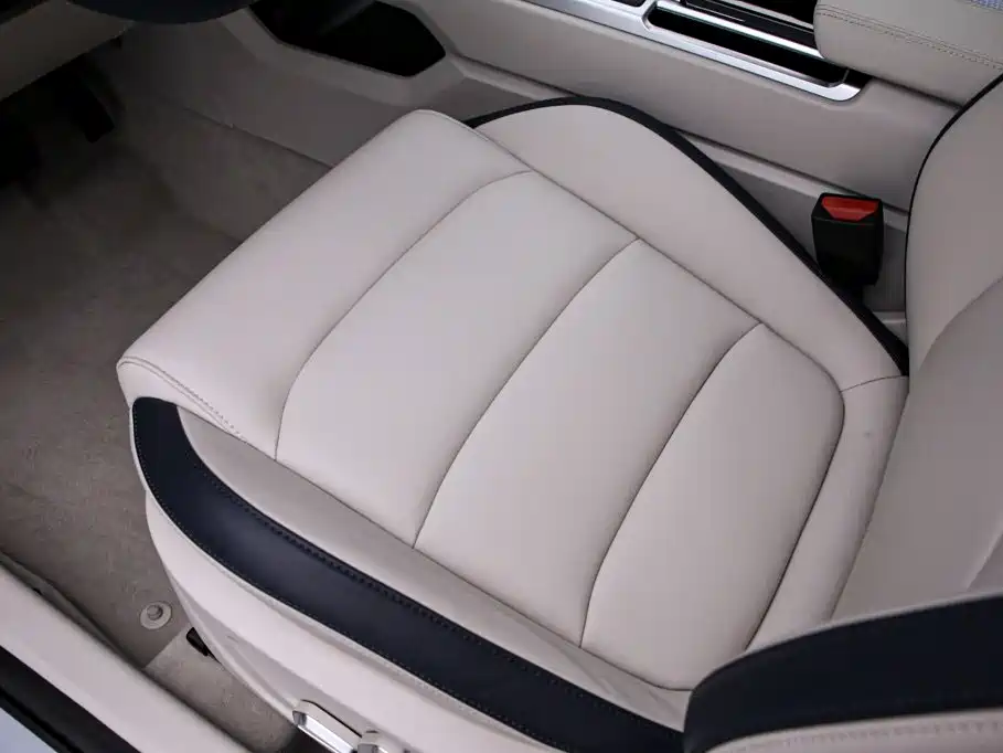 Geely Icon — фото 14