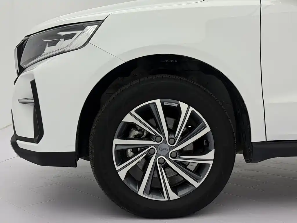 Geely Vision X6 — фото 23