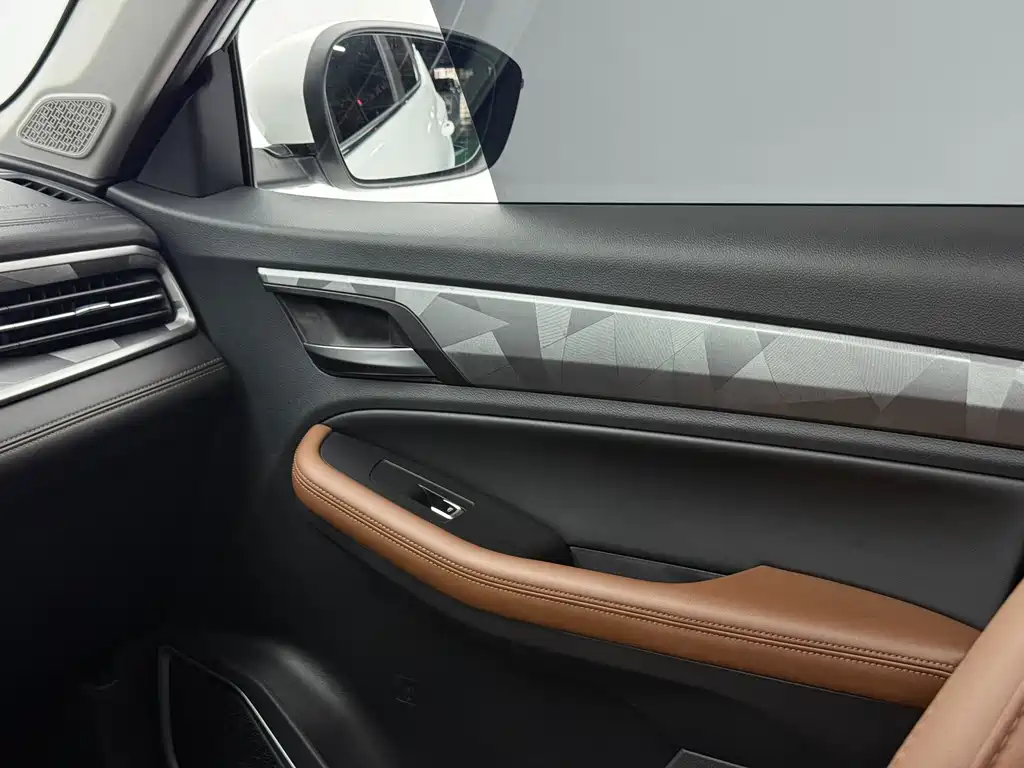 Geely Vision X6 — фото 9