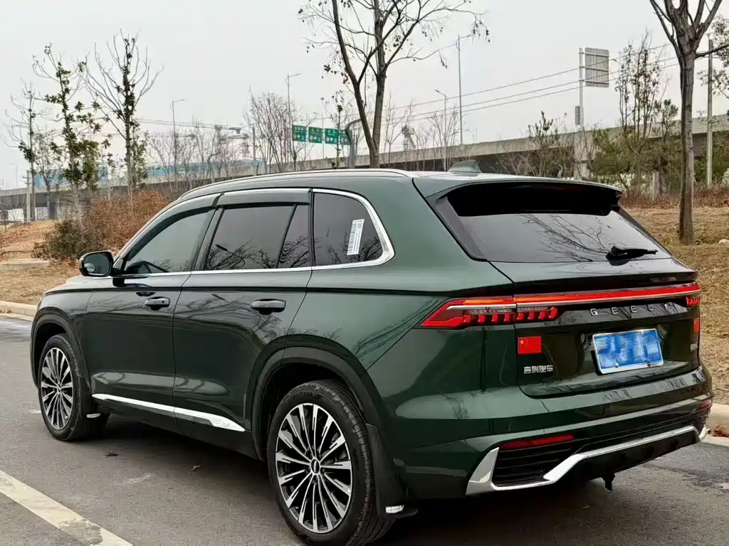 Geely Xingyue L — фото 9