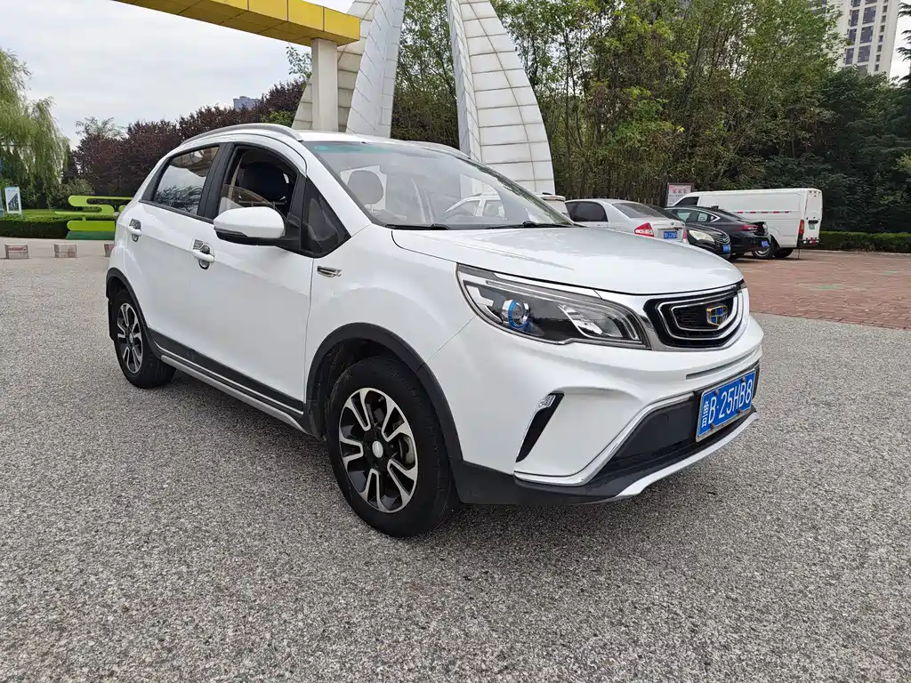 Geely Vision X3 — фото 3