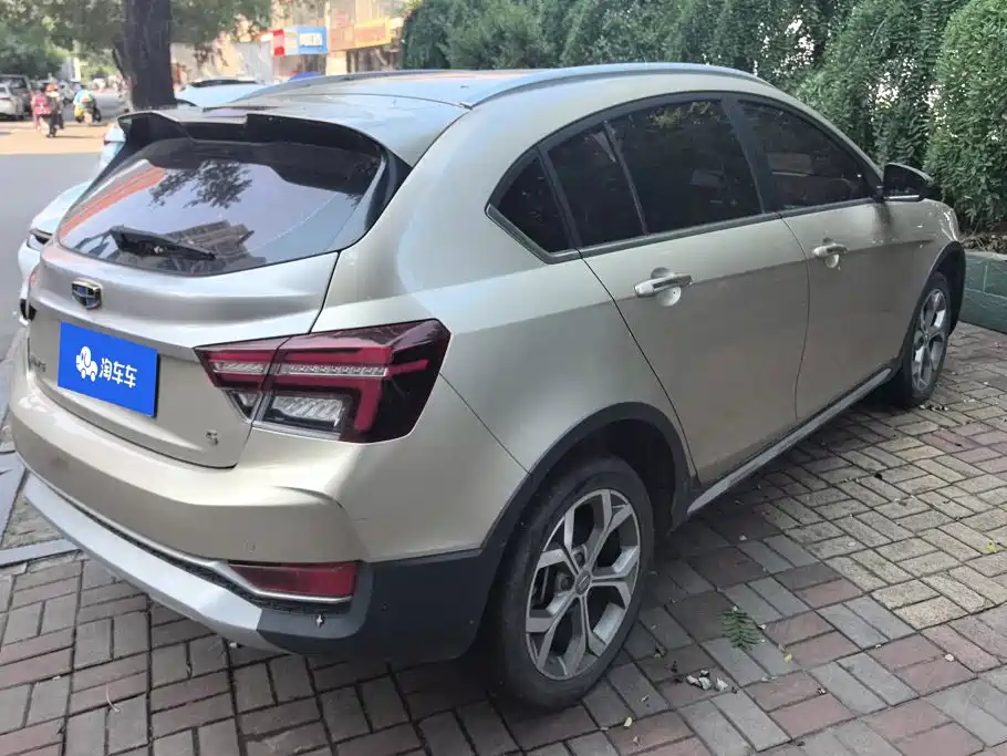 Geely Vision S1 — фото 3