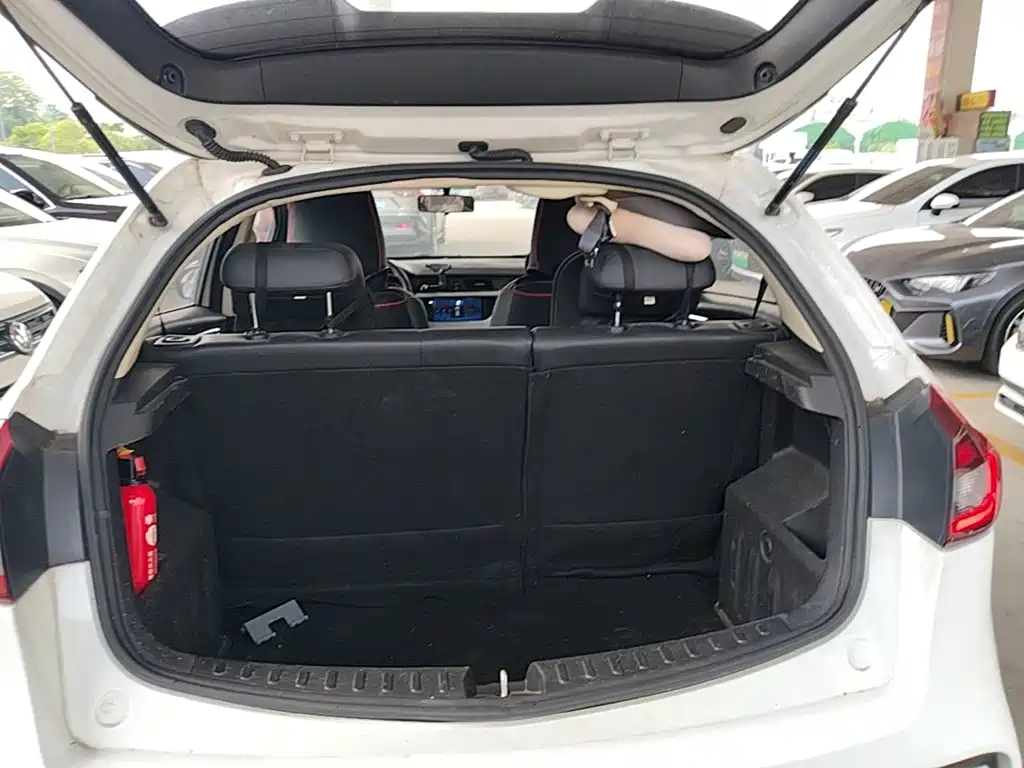 Geely Vision X3 — фото 19