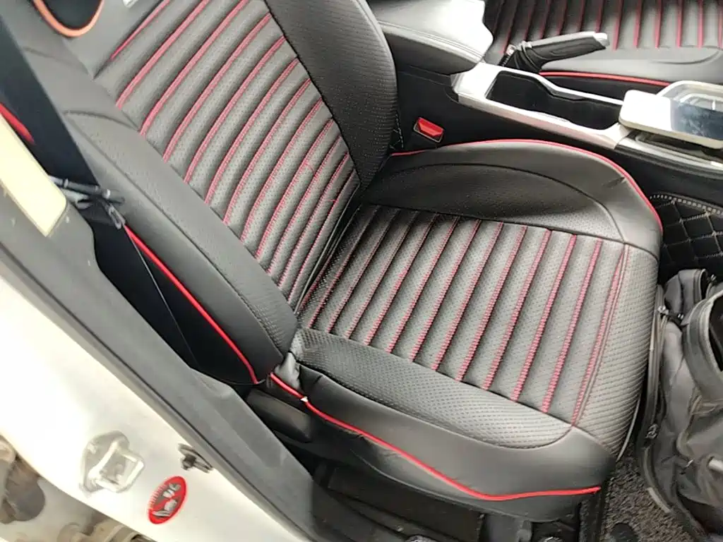Geely Vision X3 — фото 25