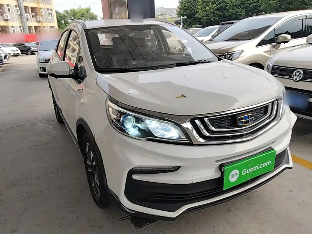 Geely Vision X3 — фото 4