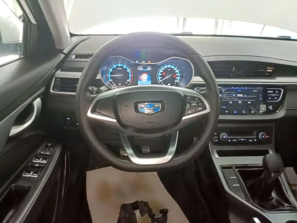 Geely Vision S1 — фото 11