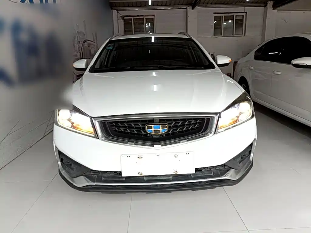 Geely Vision S1 — фото 3
