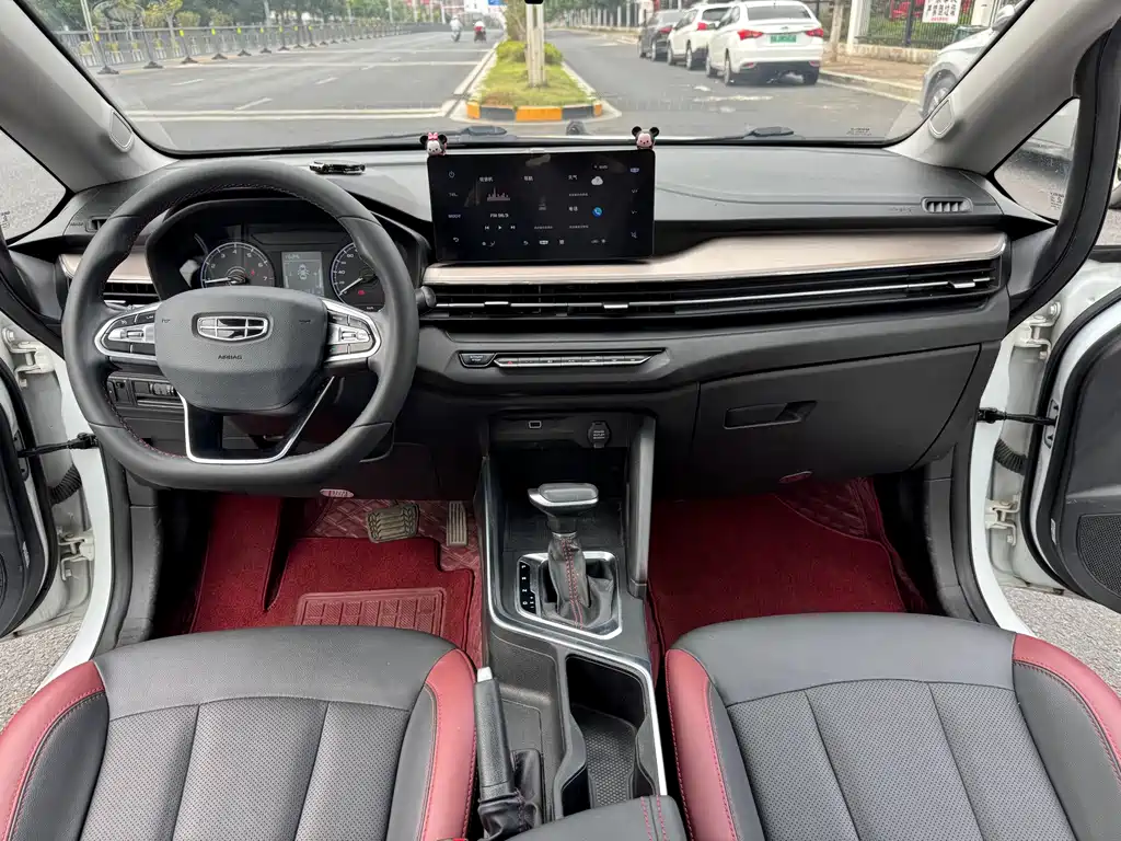 Geely Vision X3 — фото 7