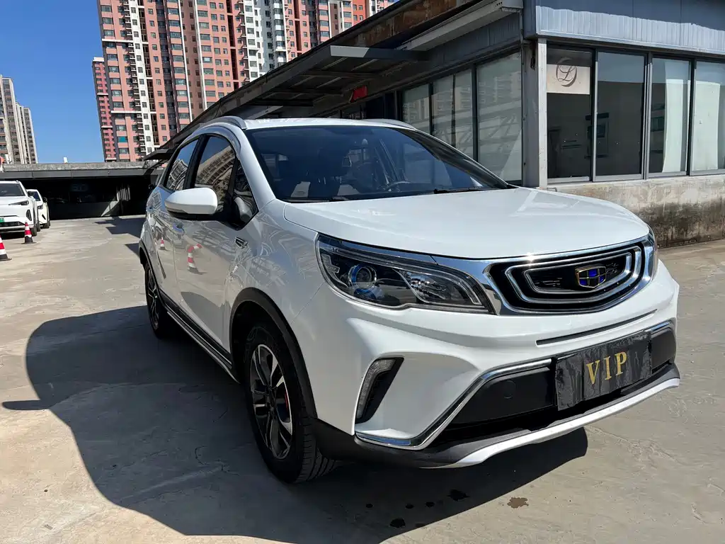 Geely Vision X3 — фото 3